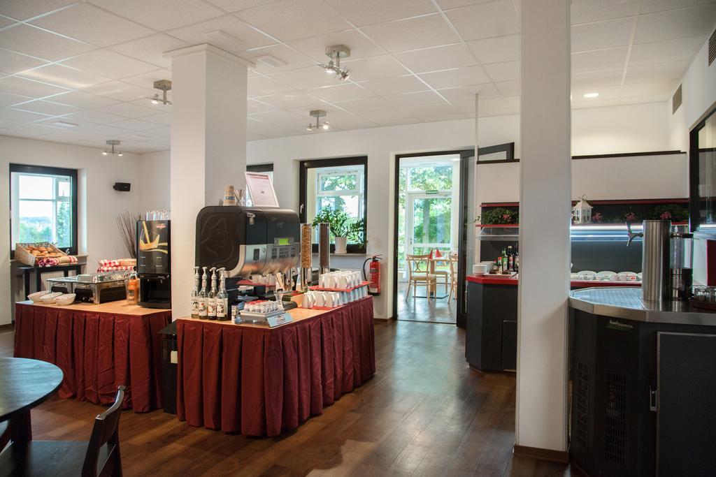 Montana Hotel Oberasbach Zewnętrze zdjęcie
